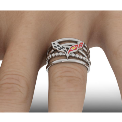Ladies C7 Corvette ring on finger
